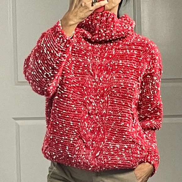 P. LUCA Red and White Wool Blend Chunky Crop Turtleneck Sweater size M/L - Picture 3 of 11